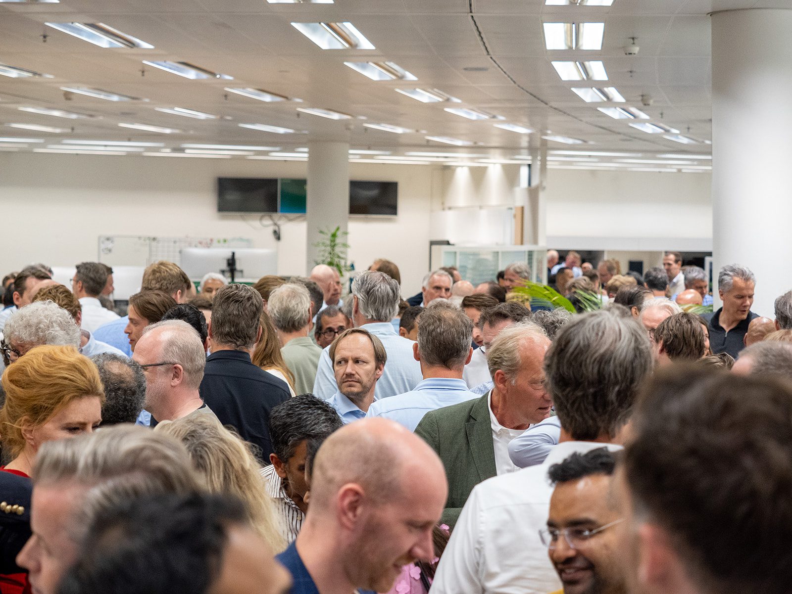 ABN AMRO Dealroom Closing