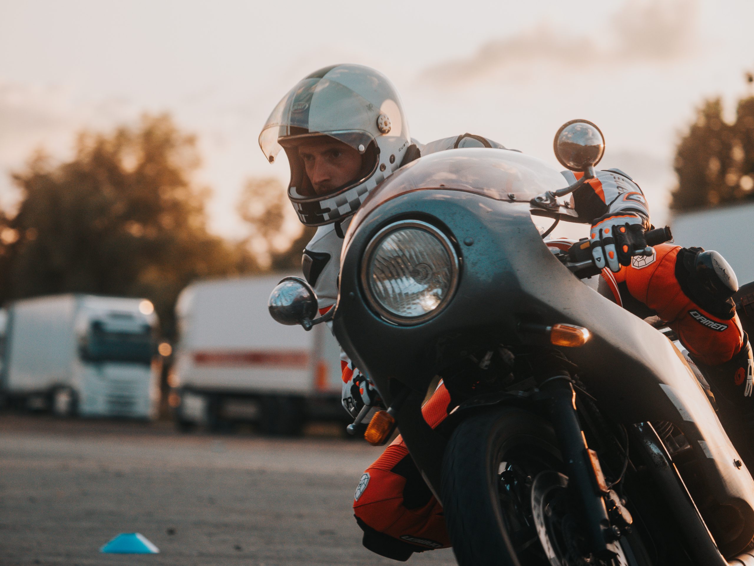 MOTO
