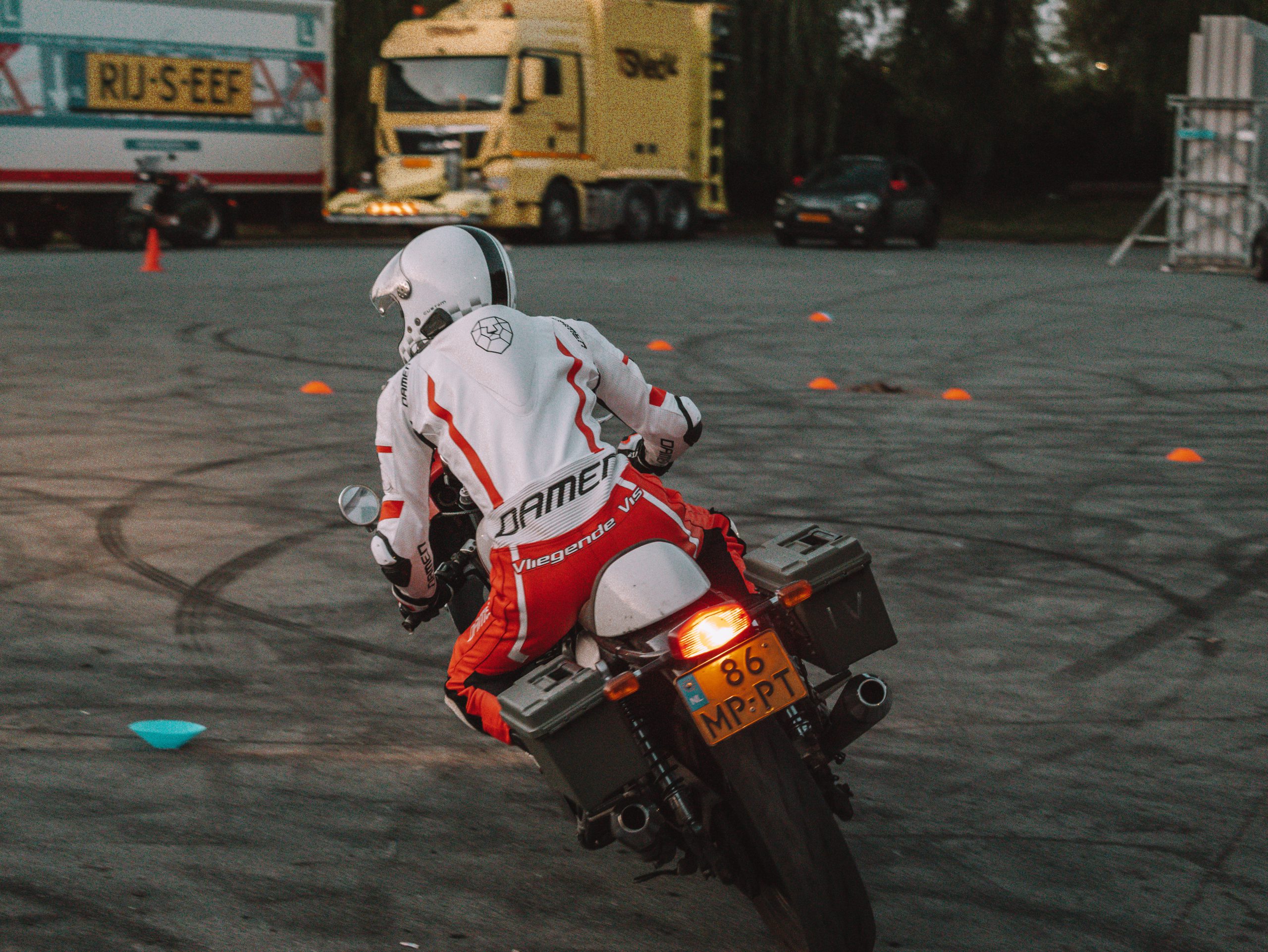 MOTO