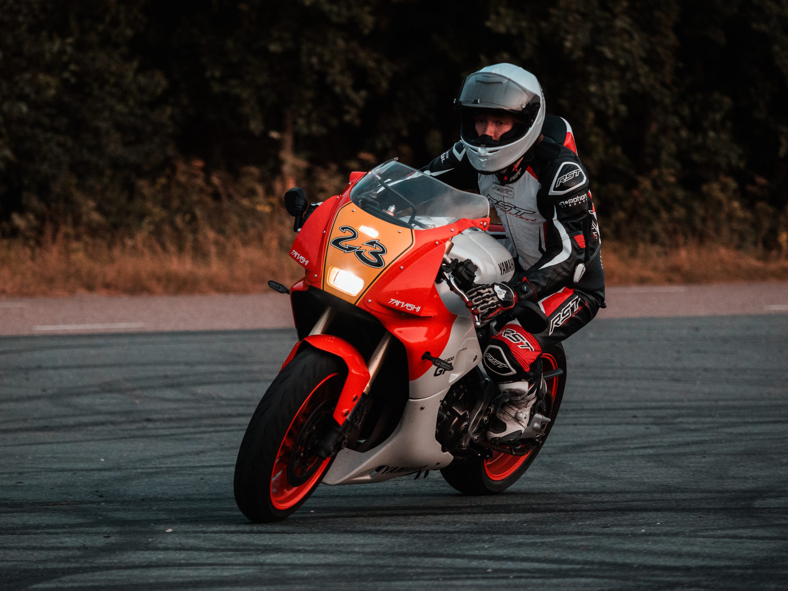 MOTO